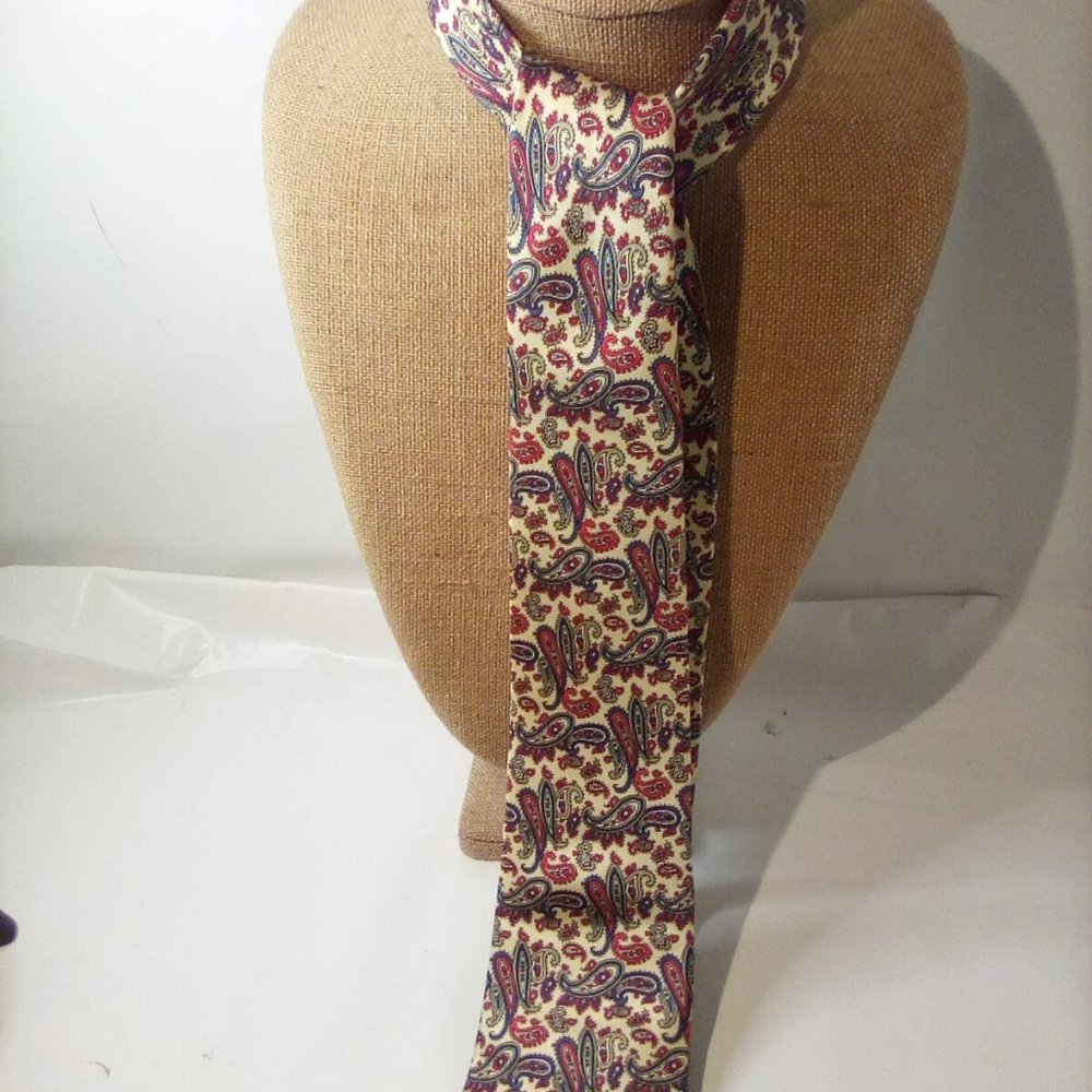 Christian Dior Mens Vintage Necktie 100 Silk Gem